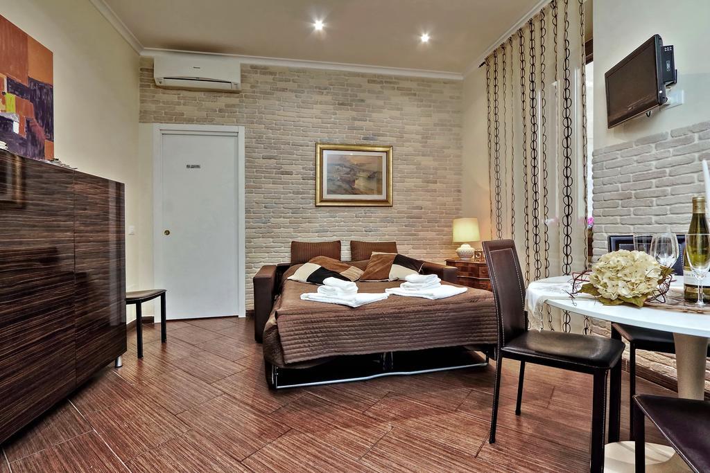 Apartamento Una Notte Ai Musei Vaticani Roma Exterior foto